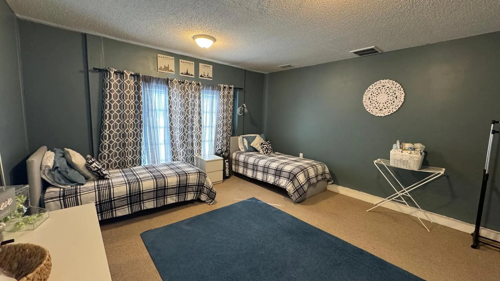 Homestay Hakuna Matata Hostel Shared Room Charlotte United States